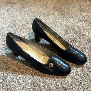 Salvatore Ferragamo Vintage Pumps